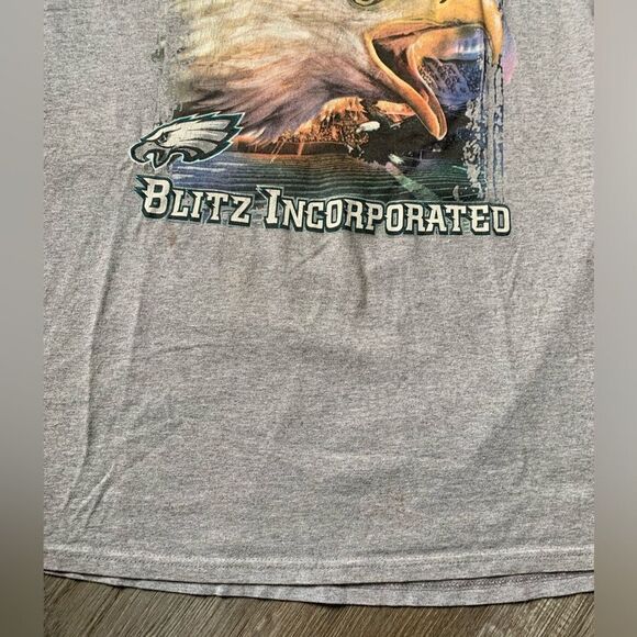 VTG Philadelphia Eagles Birds Blitz Rare Graphic T-shirt Size XL - Picture 2 of 9